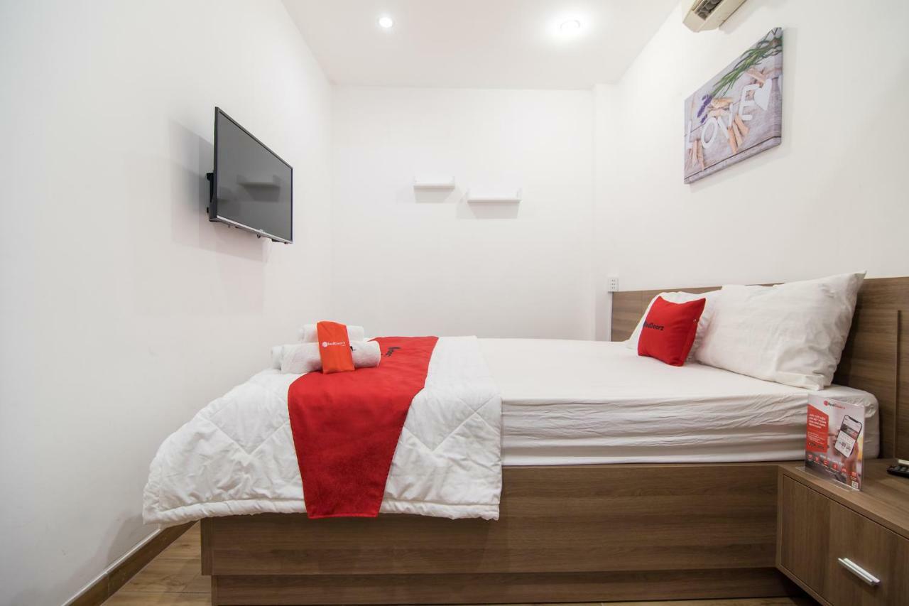 Reddoorz Plus Near Tan Dinh Market Ho Chi Minh City Exterior photo