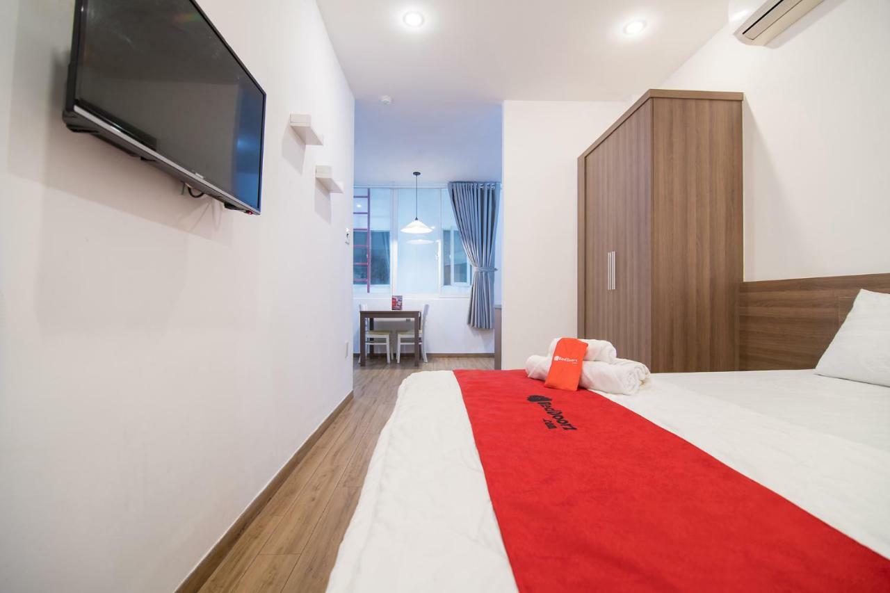 Reddoorz Plus Near Tan Dinh Market Ho Chi Minh City Exterior photo