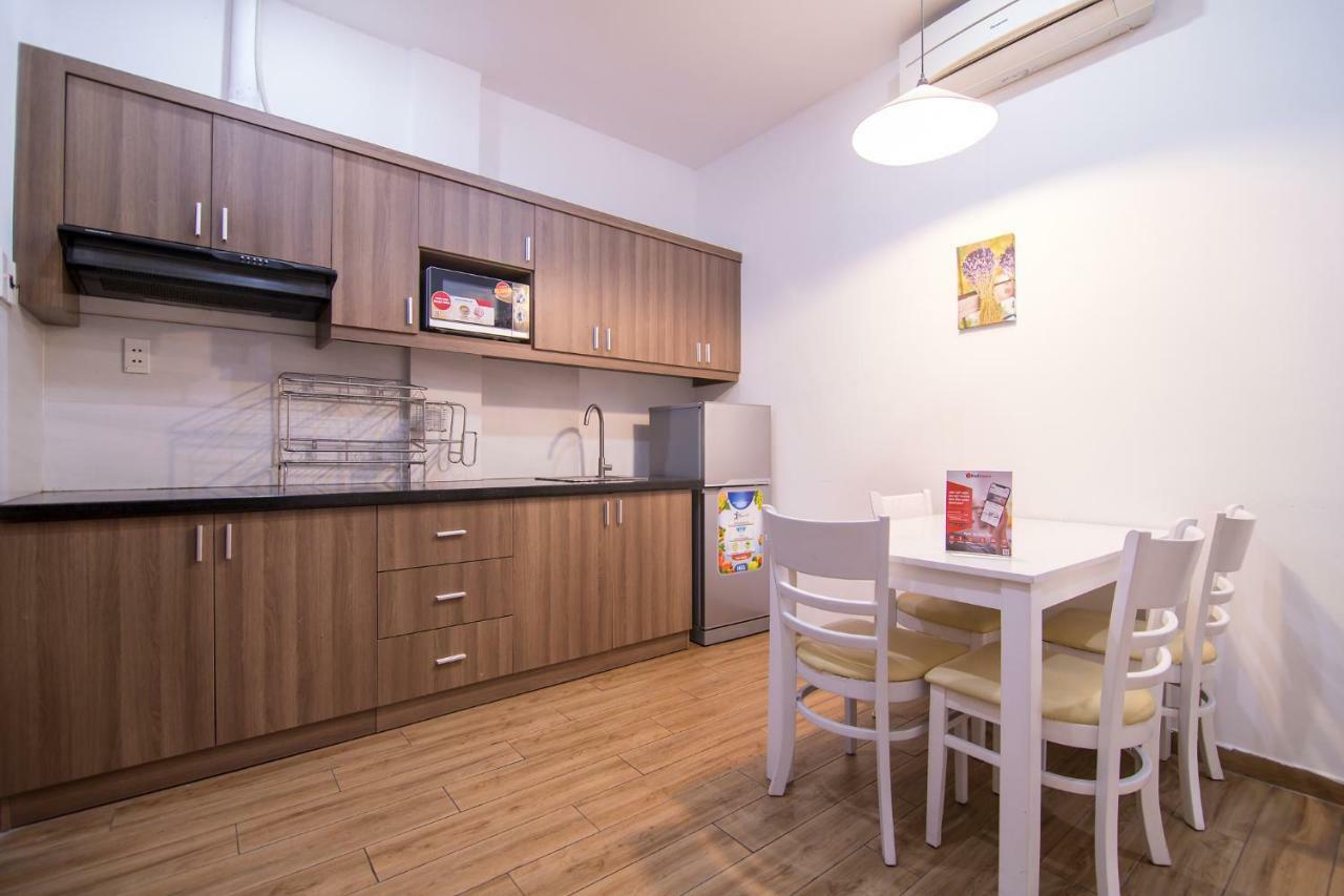 Reddoorz Plus Near Tan Dinh Market Ho Chi Minh City Exterior photo